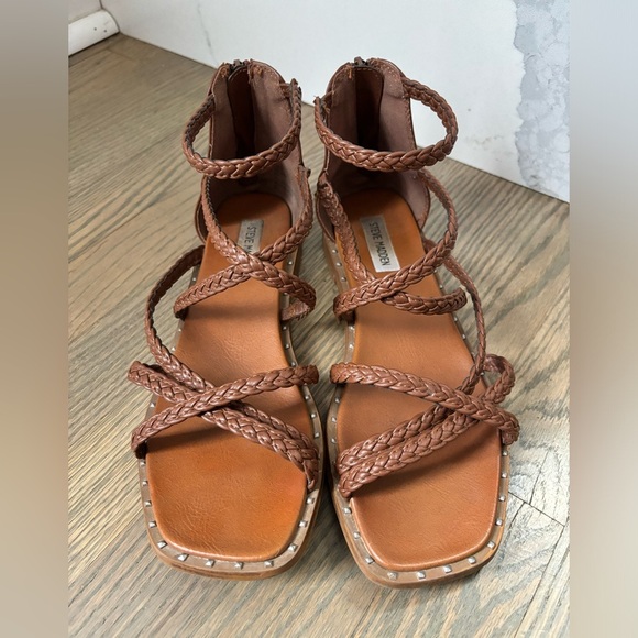 Steve Madden Tan Brown Tessi Flat Sandal Shoes women’s size 8.5 - Picture 9 of 11